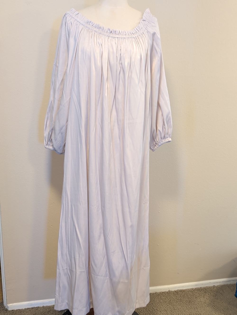 H&M Soft cream Colored Oversized Maxi Dress